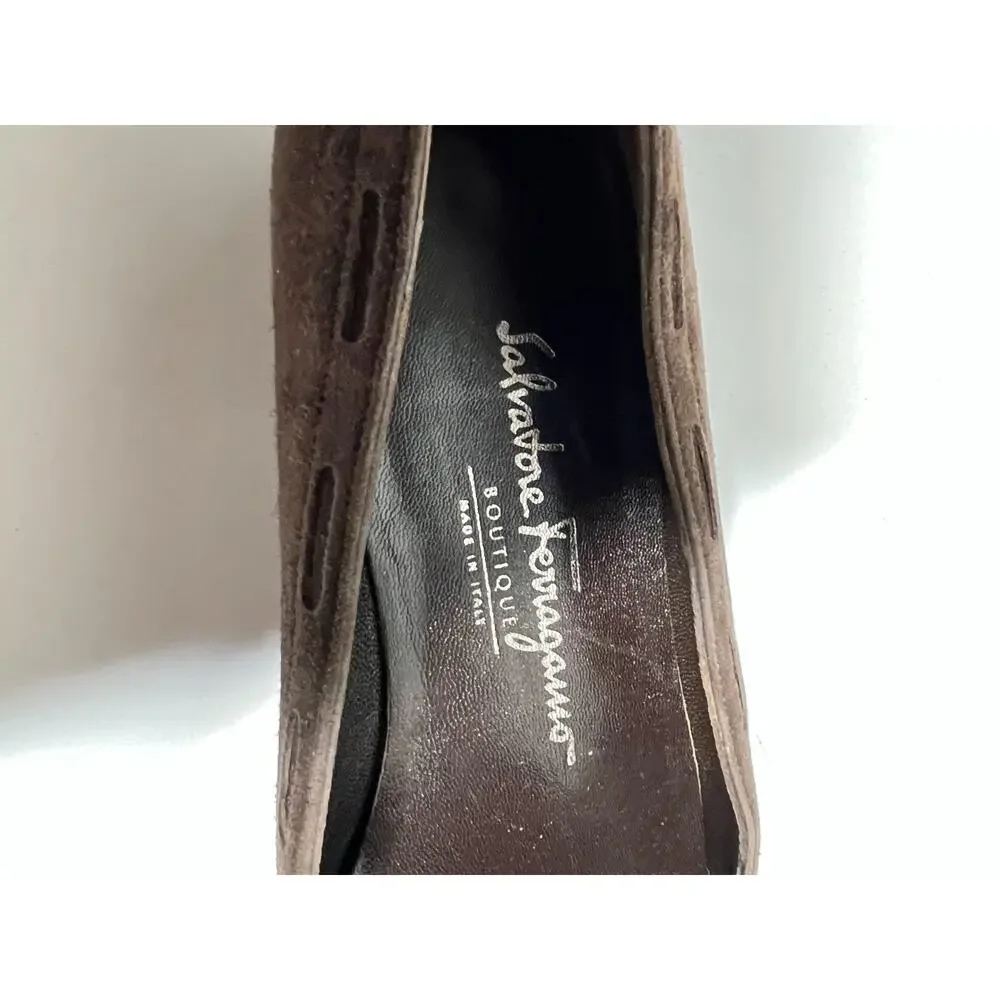 Salvatore Ferragamo Women EUC Classic Chocolate Brown Suede Loafer Shoe 6.5 B